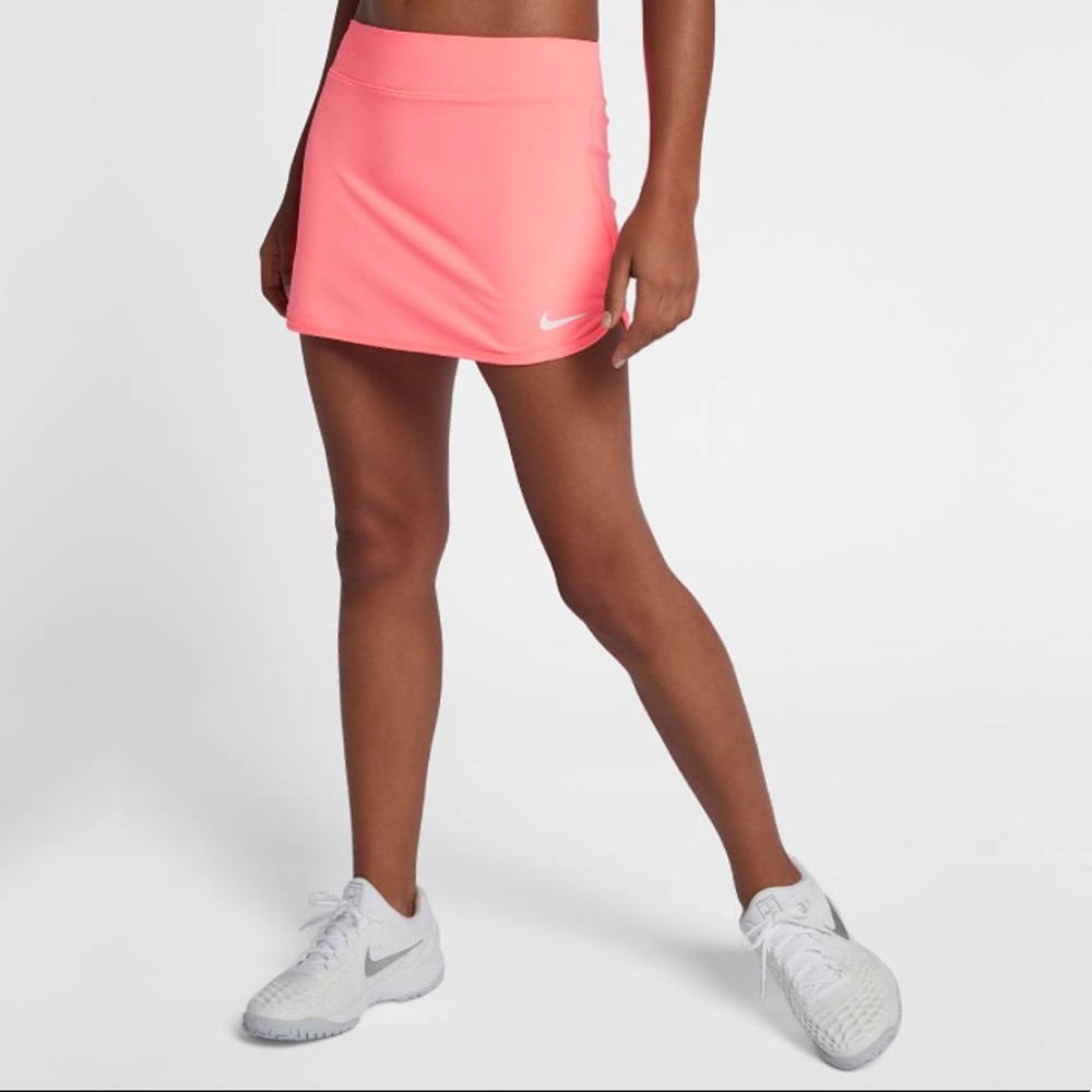 🍄3/$20 SzM Nike Pink Coral Athletic Skort